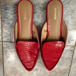EUC Red Express slip on flats size 9